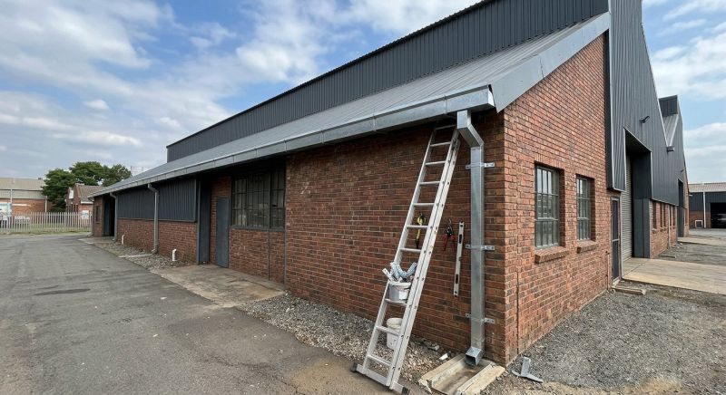 Factory Gutter Installation in Clarksville, TN