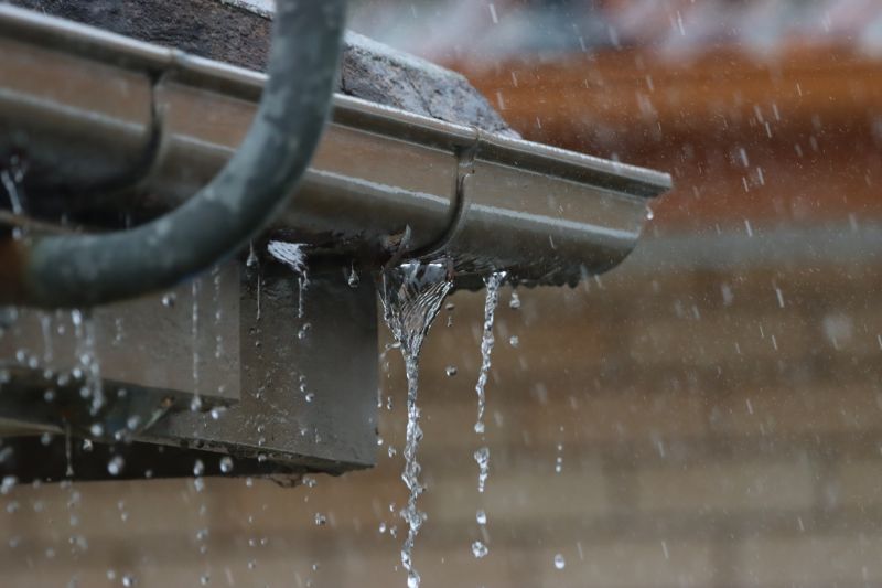 Rain Gutter Repair in Sacramento, CA